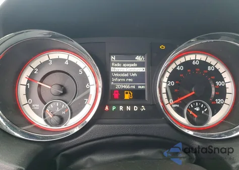 2013 Dodge Grand Caravan Sxt z USA, uszkodzony, nr VIN 2C4RDGCG4DR655156